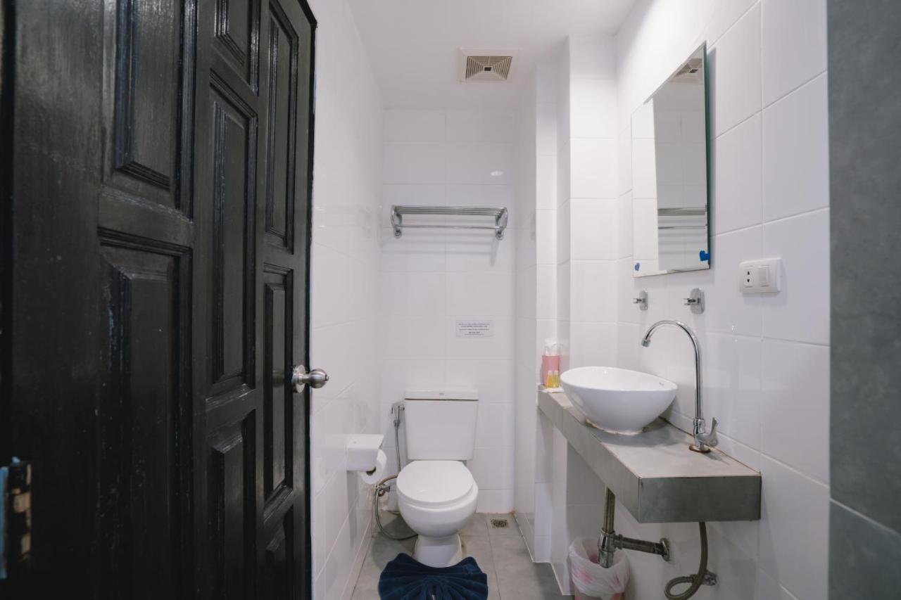 Noble House Patong Hotell Eksteriør bilde