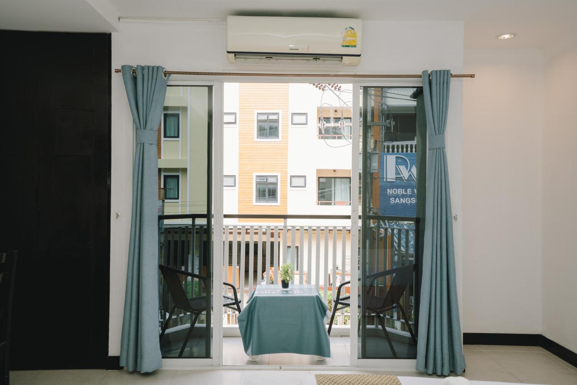 Noble House Patong Hotell Eksteriør bilde